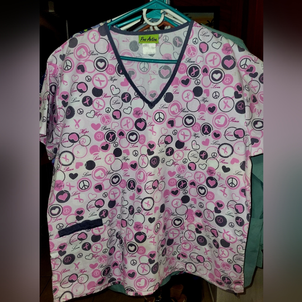 Pro Acttive Scrub Top Size XL